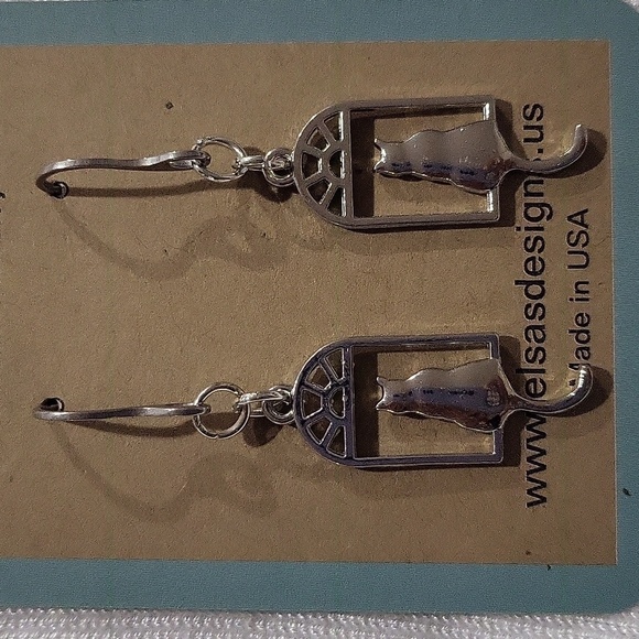 1585- Cat Lover's Handmade Earrings NWT - Picture 2 of 4